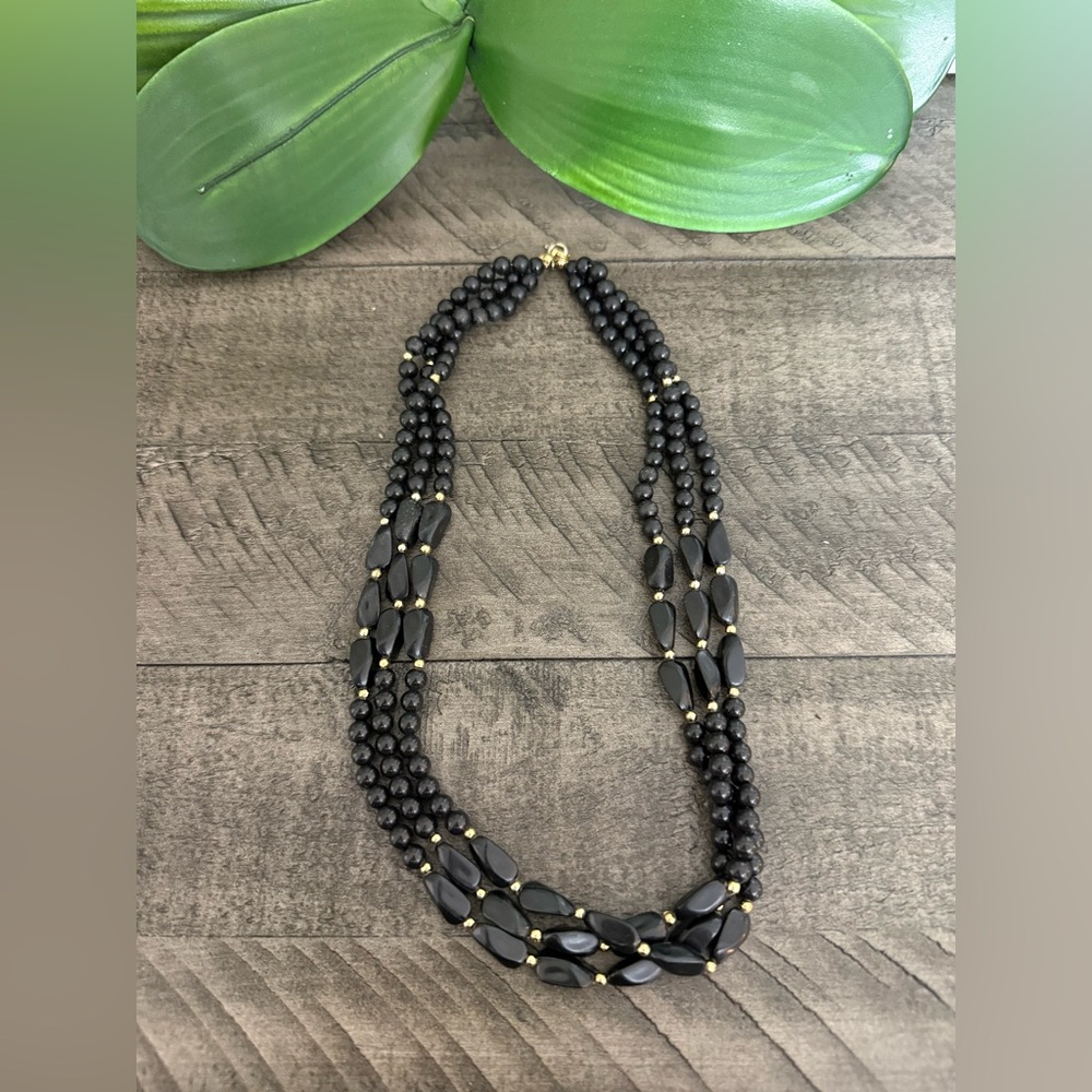 Elegant Black Beaded Necklace